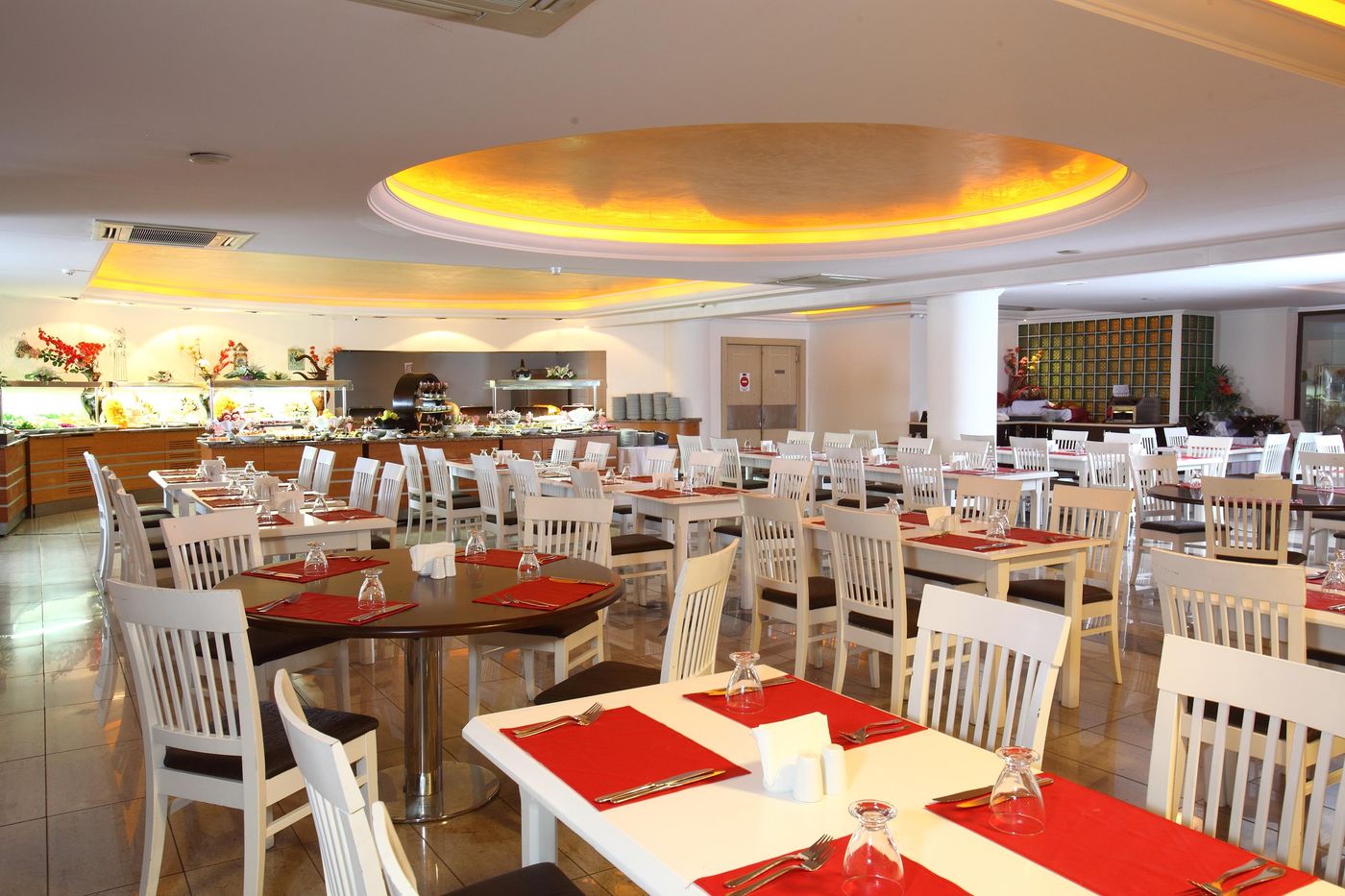 Royal-Arena-Resort-Restaurant-10