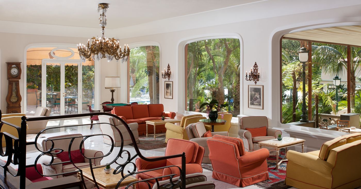 Grand-Hotel-Ambasciatori-Lobby-58