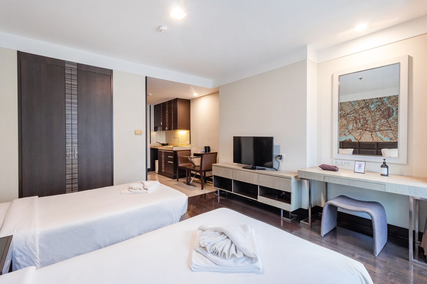 Jasmine-Grande-Residence-Room-23