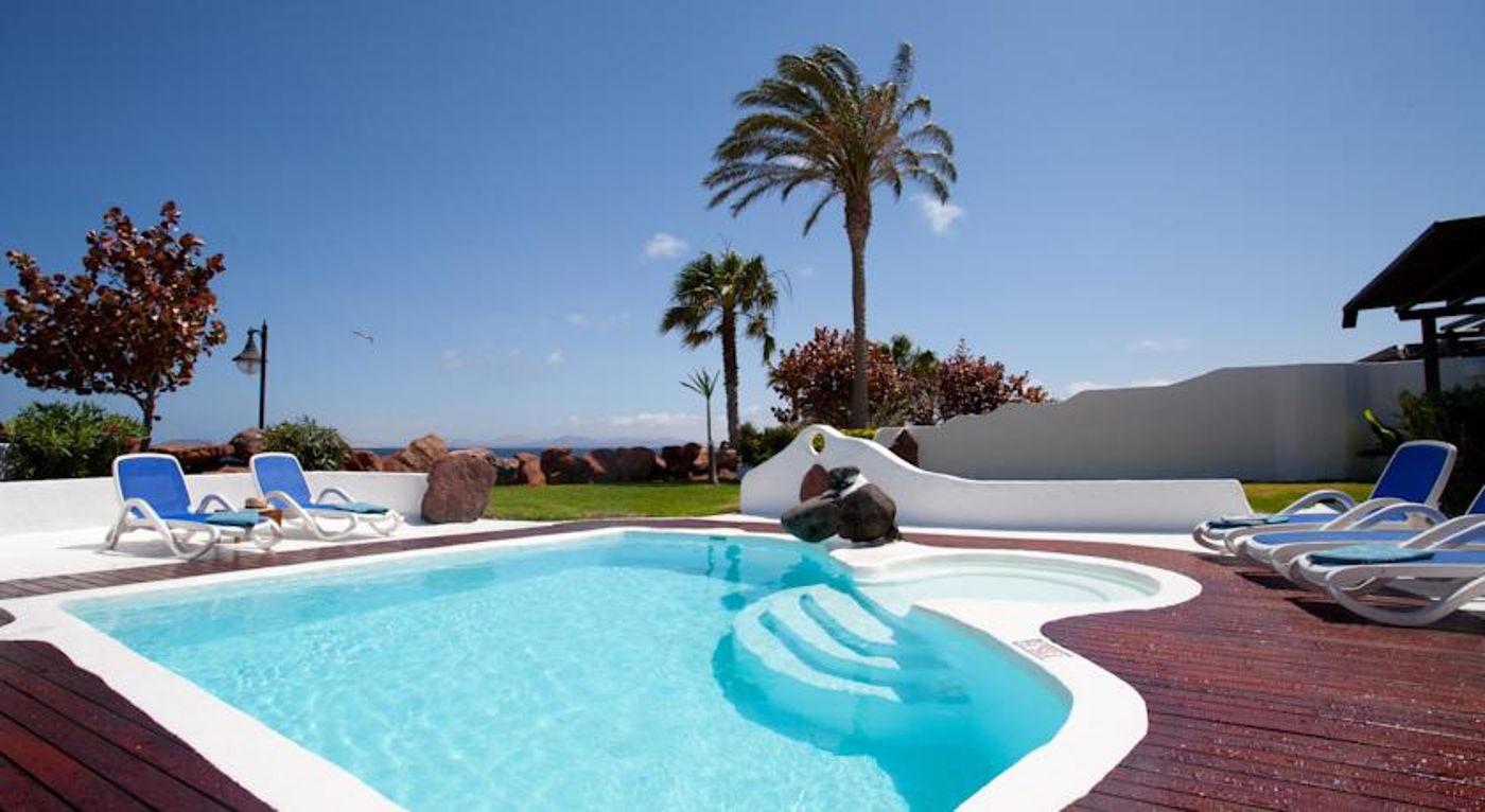 Kamezi Boutique Villas