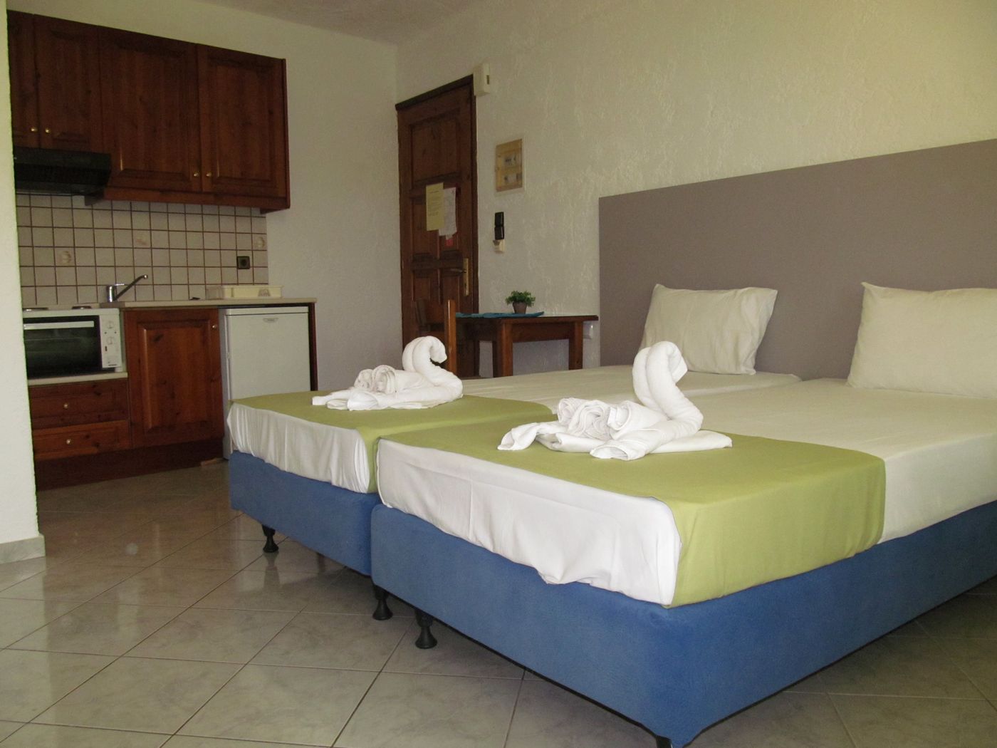 Valentina Apartments & Studios