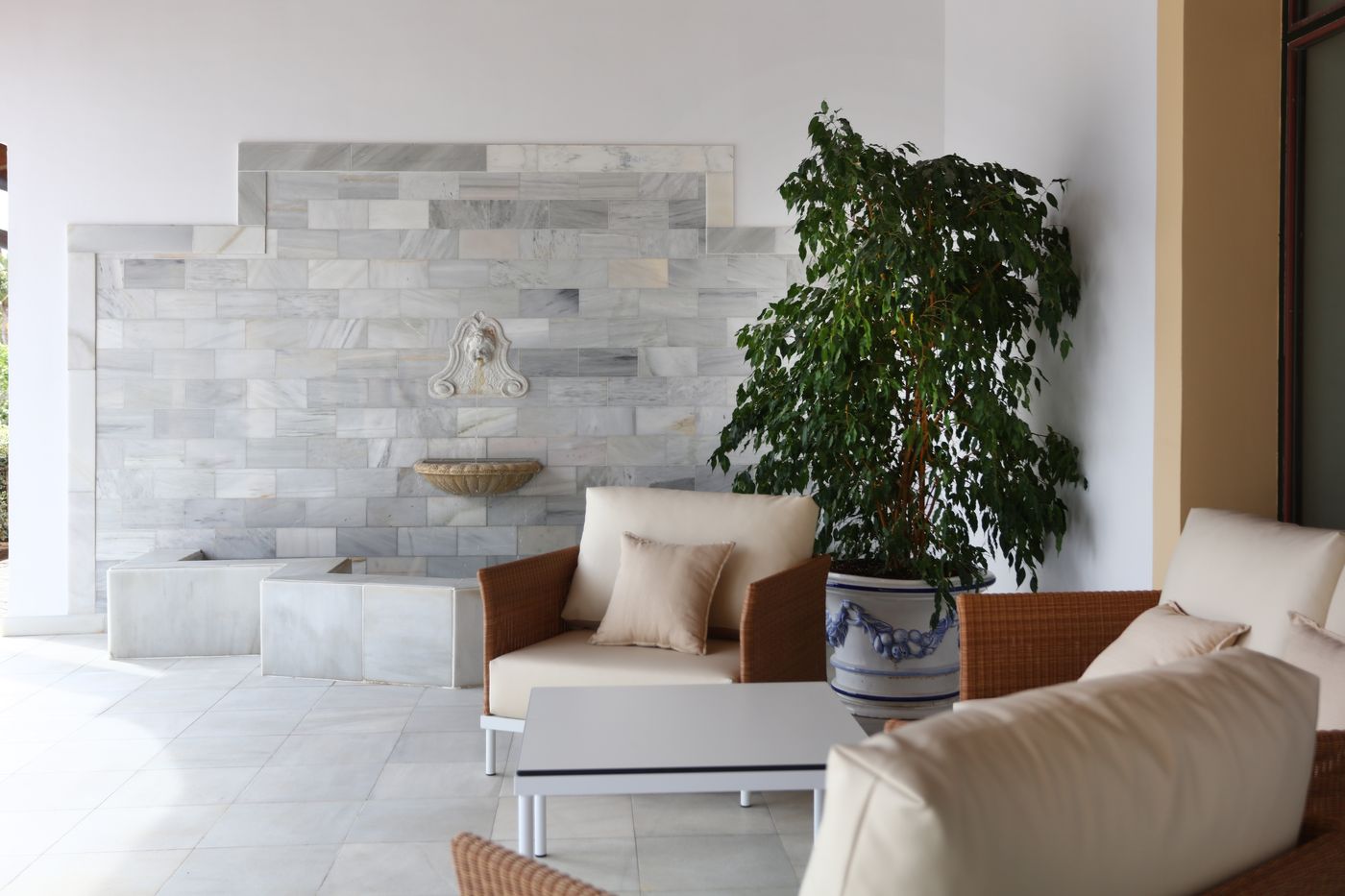 IBEROSTAR-Andalucia-Playa-Lobby-53