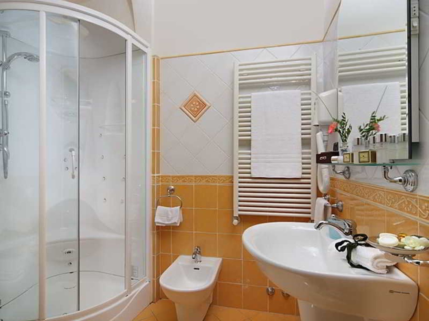 Palazzo-Busdraghi--Depoca-General-view-36