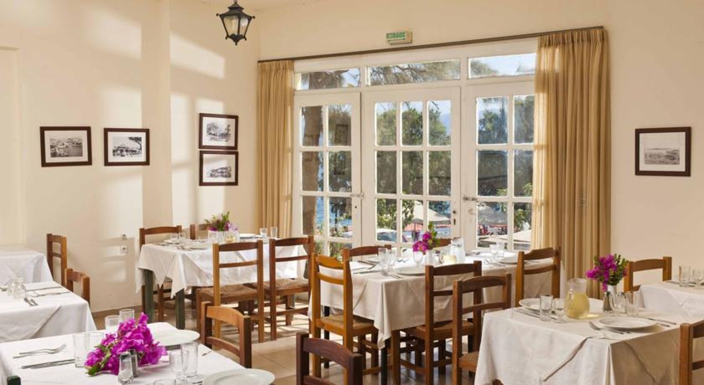 Mare-Olympus Apartments