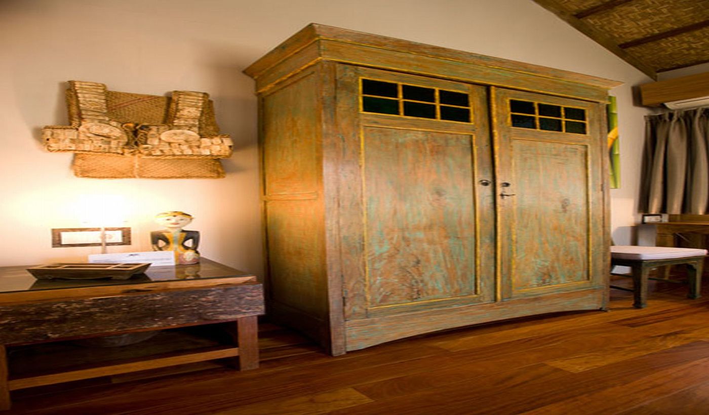 Hotel-100--Fun-Room-40