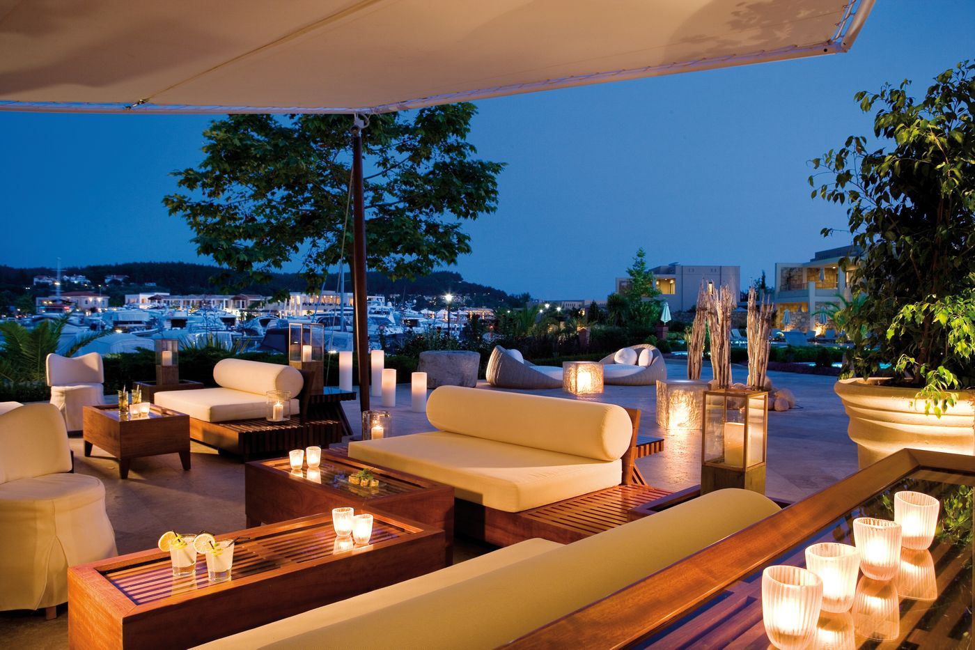 Sani Asterias Suites