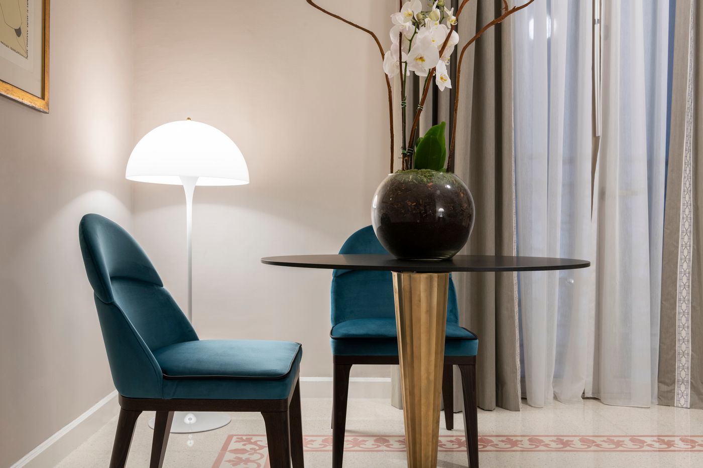 Hotel-Phoenicia-Room-43