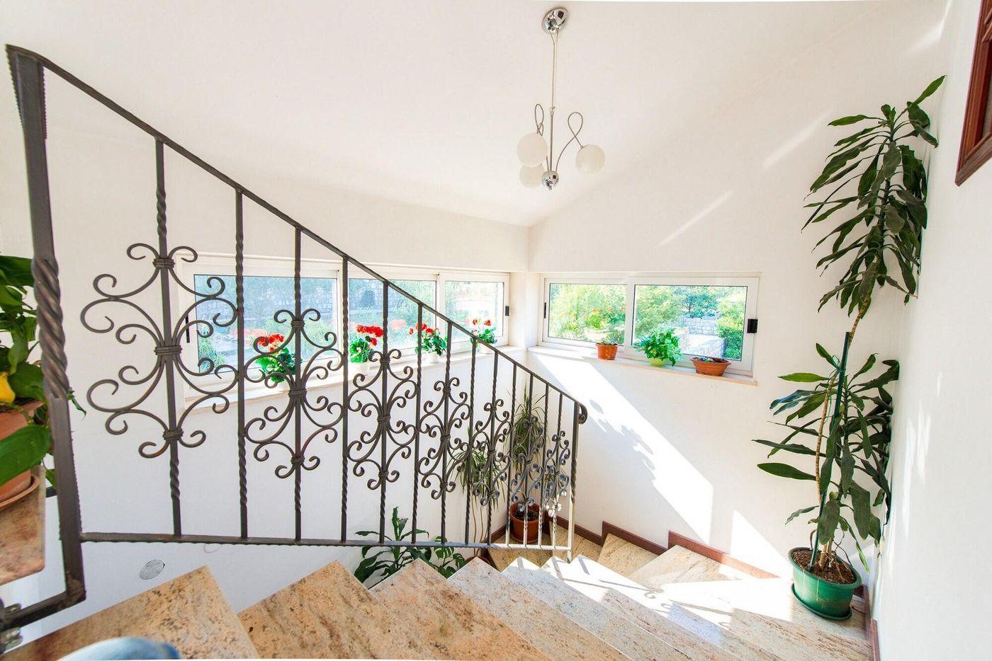 Apartments-Tapera-Lobby-44