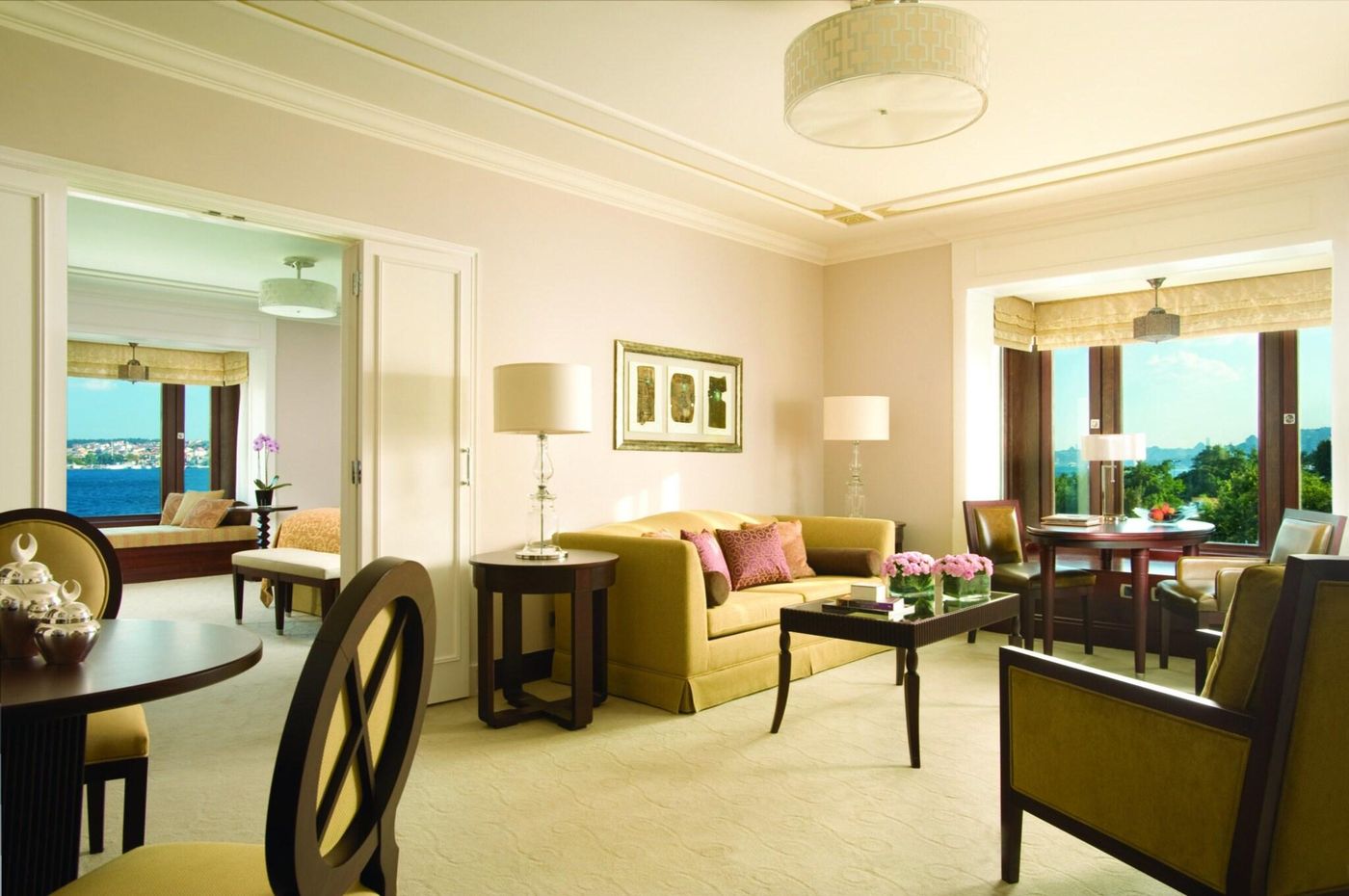 Four-Seasons-at-the-Bosphorus-Room-10