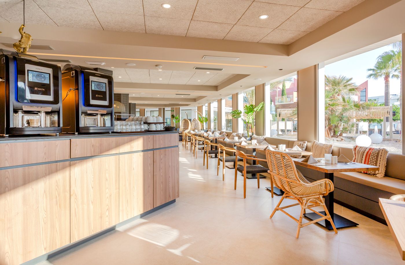 Marins Beach Club - Adults Only