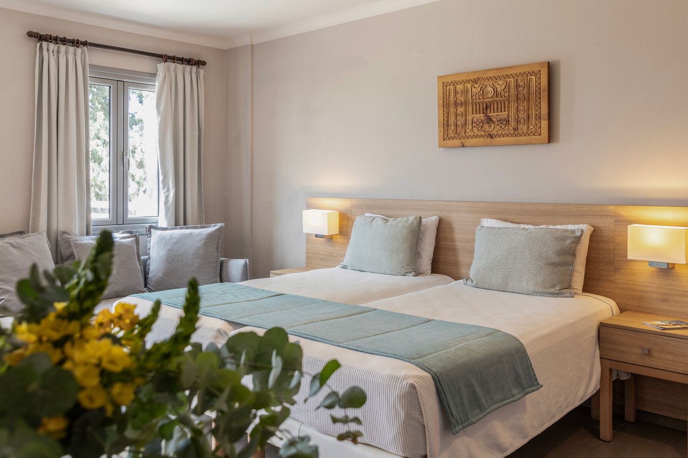 Louis-St-Elias-Resort---Waterpark-Room-42