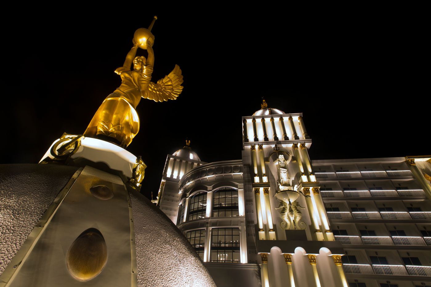 Oz-Hotels-Sui-General-view-11