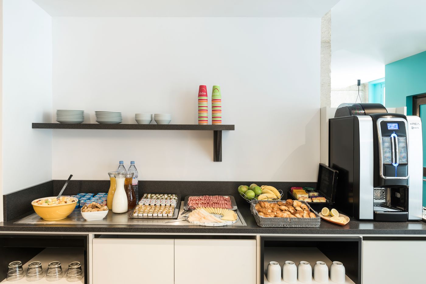 ibis-Styles-Paris-Gare-Saint-Lazare-Restaurant-50