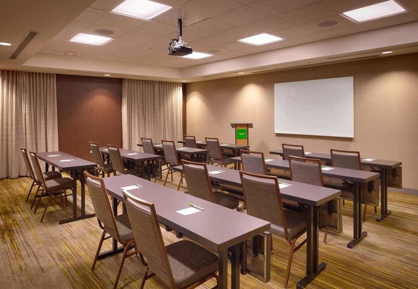 Courtyard Phoenix Mesa Gateway Airport-United States-Mesa-General view-5