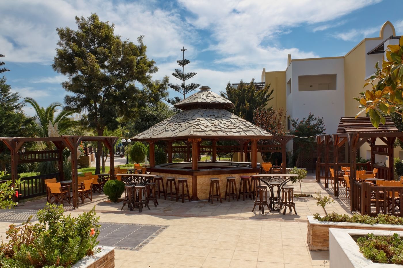 Gaia-Royal-Hotel-Bar-16