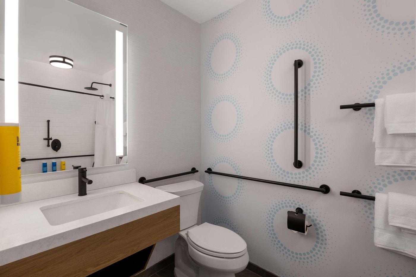 Tru-By-Hilton-Brooklyn-Room-27