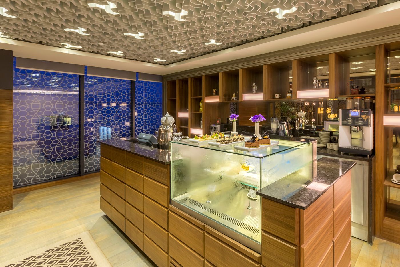 Golden-Tulip-Istanbul-Bayrampasa-Bar-17