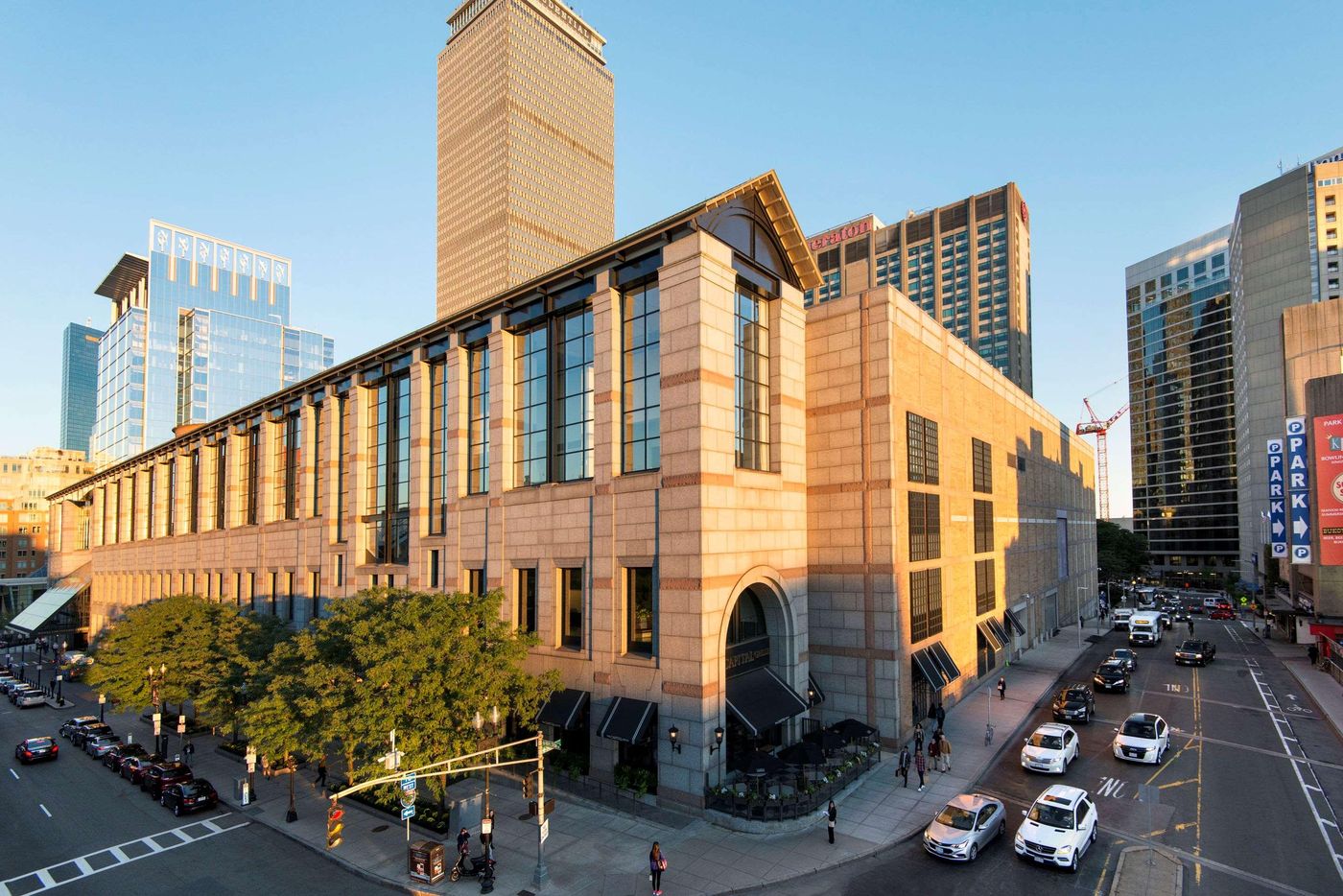 Cambria-Hotel-Boston-Downtown-South-Boston-General-view-1