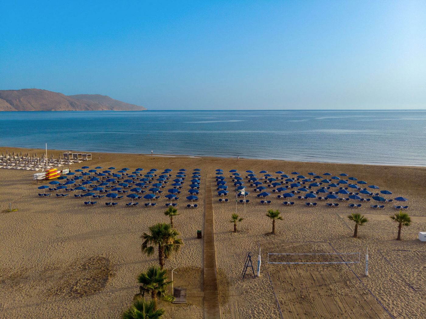 Delfina-beach-Beach-42