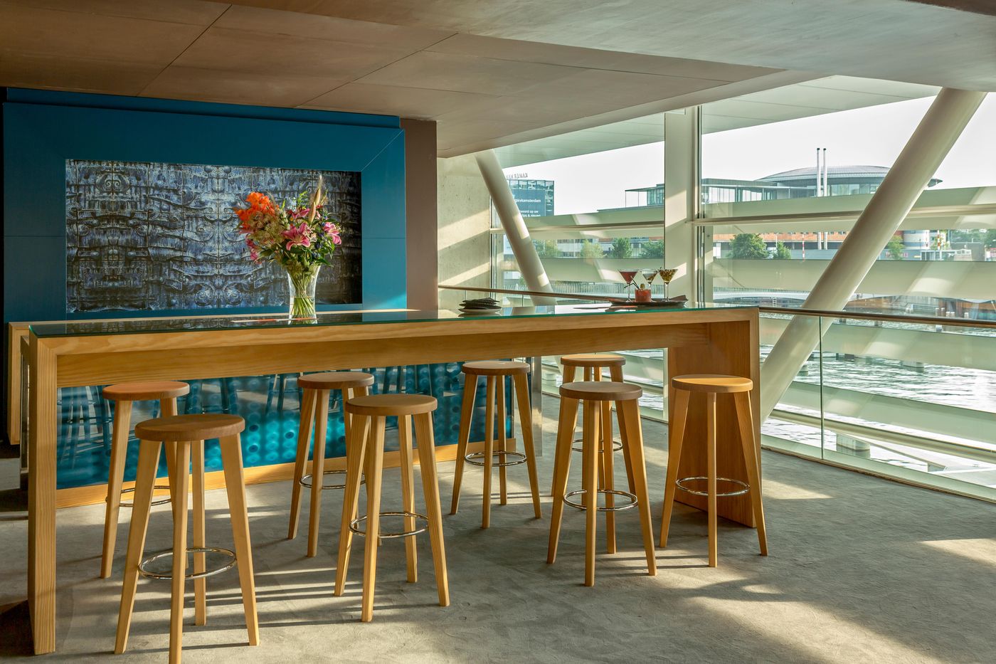 Room-Mate-Aitana-Bar-14