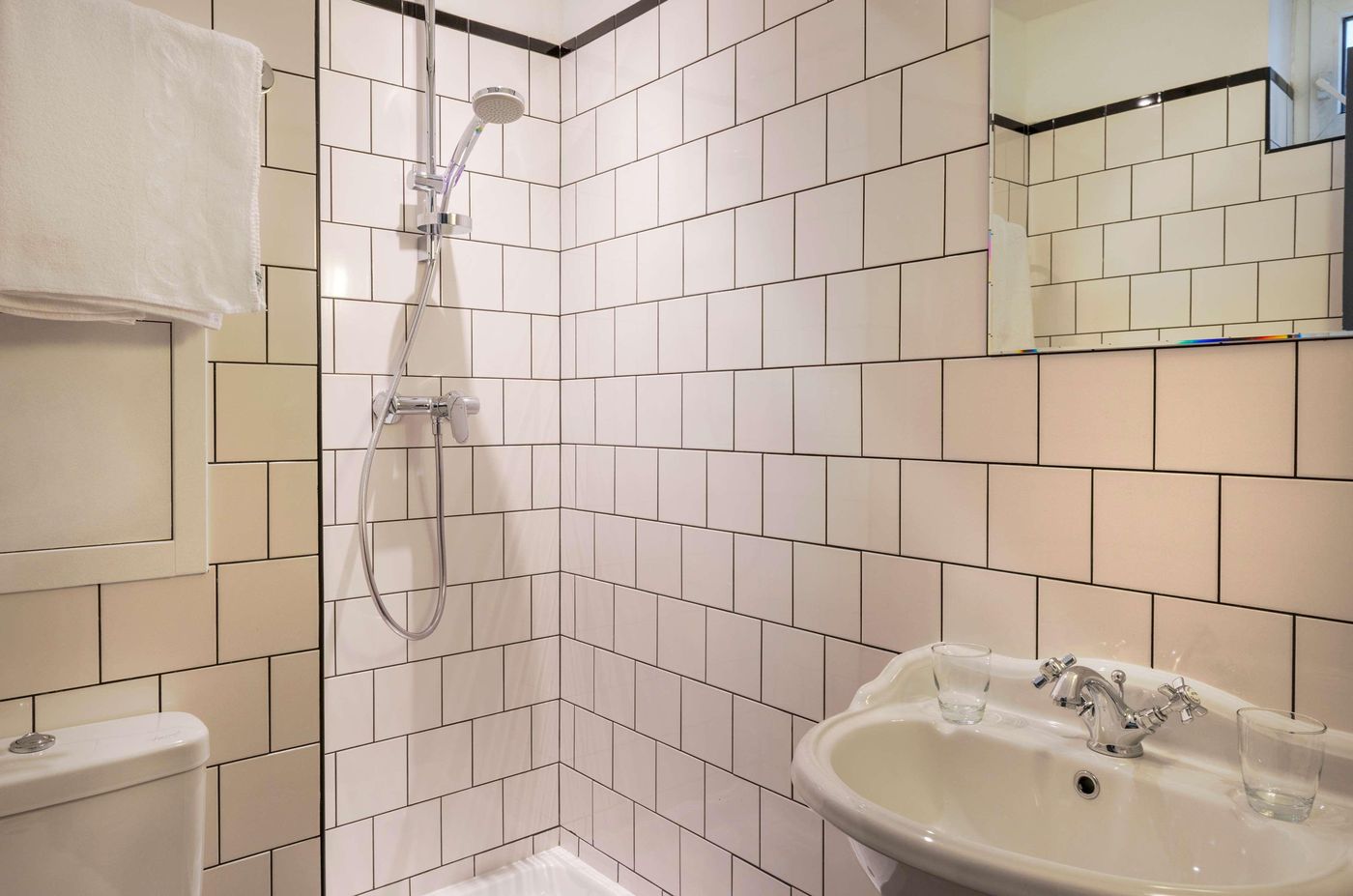 H----tel-Basss-by-HappyCulture-Room-31