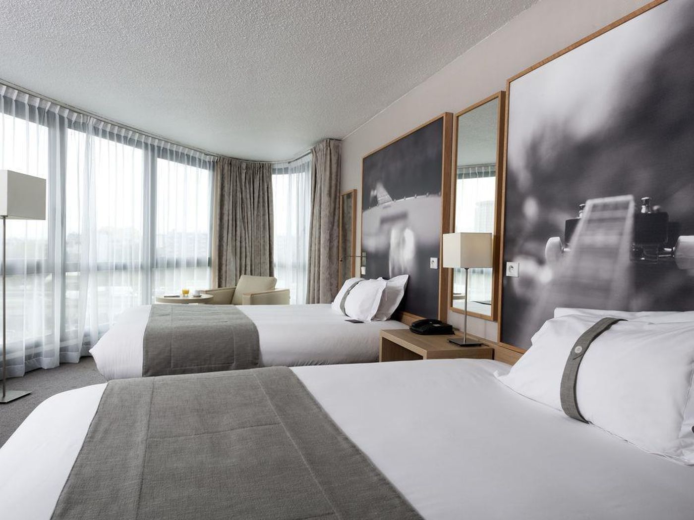 Mercure-Paris-19-Philharmonie-Room-19