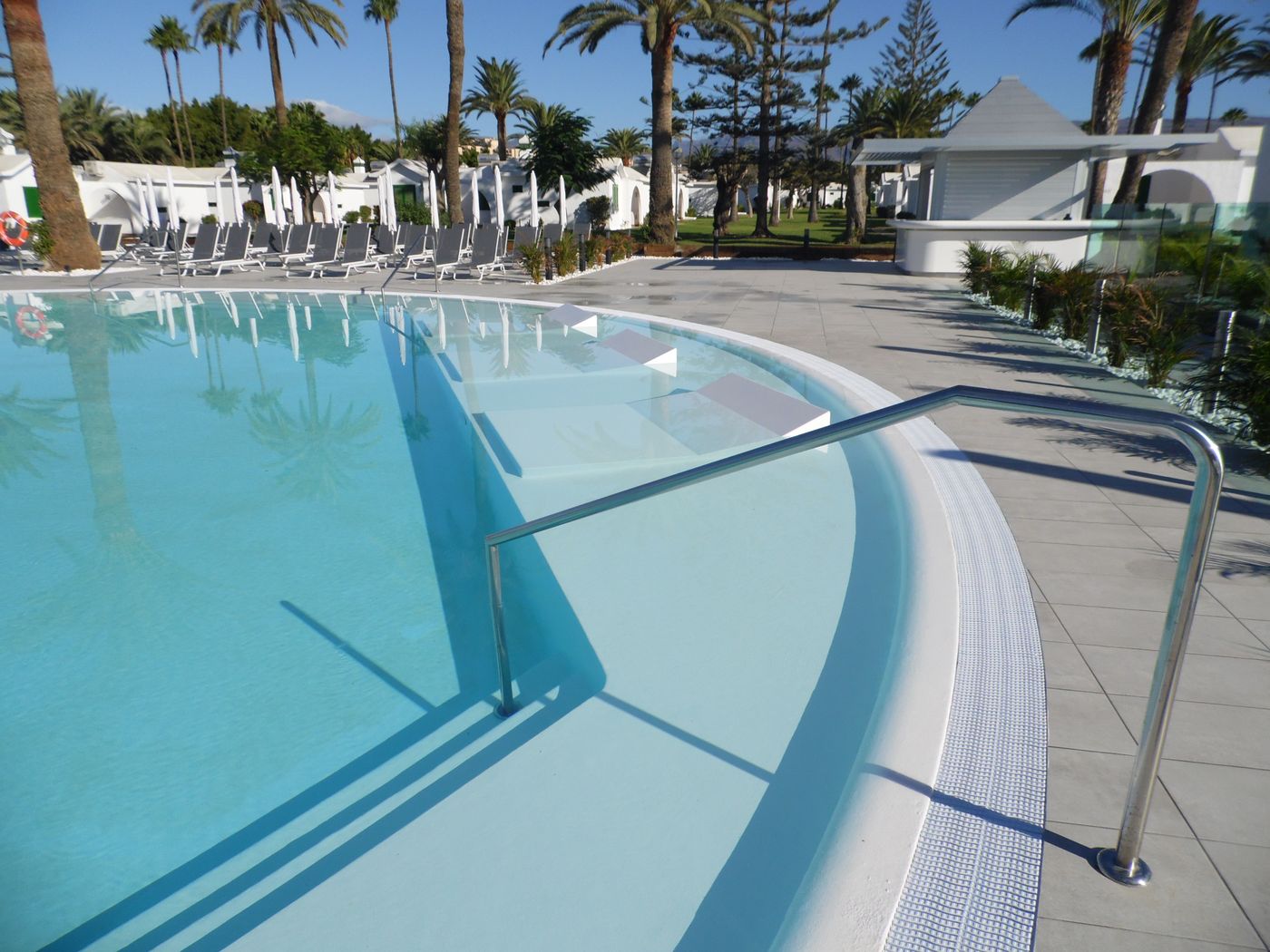 Canary-Garden-Club-Pool-9