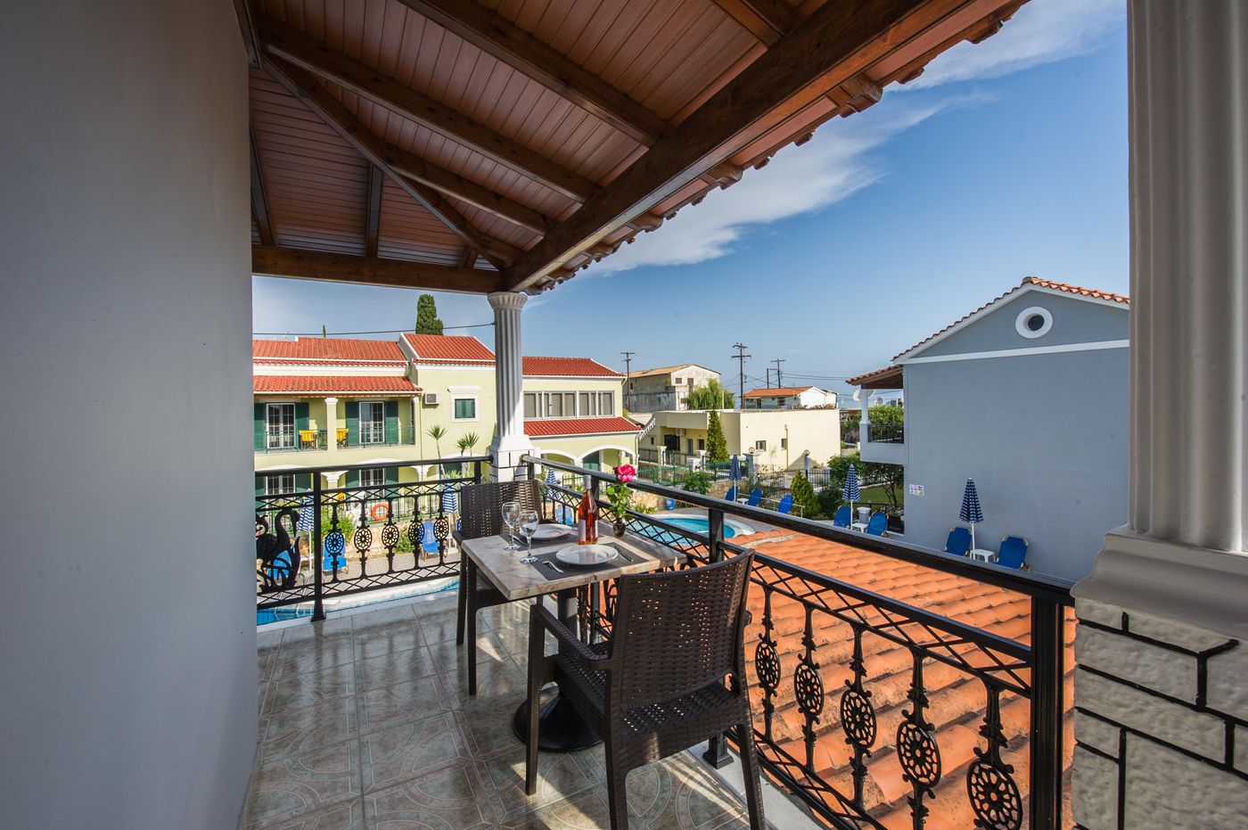 Makis-Studios---Apartments-Lobby-15