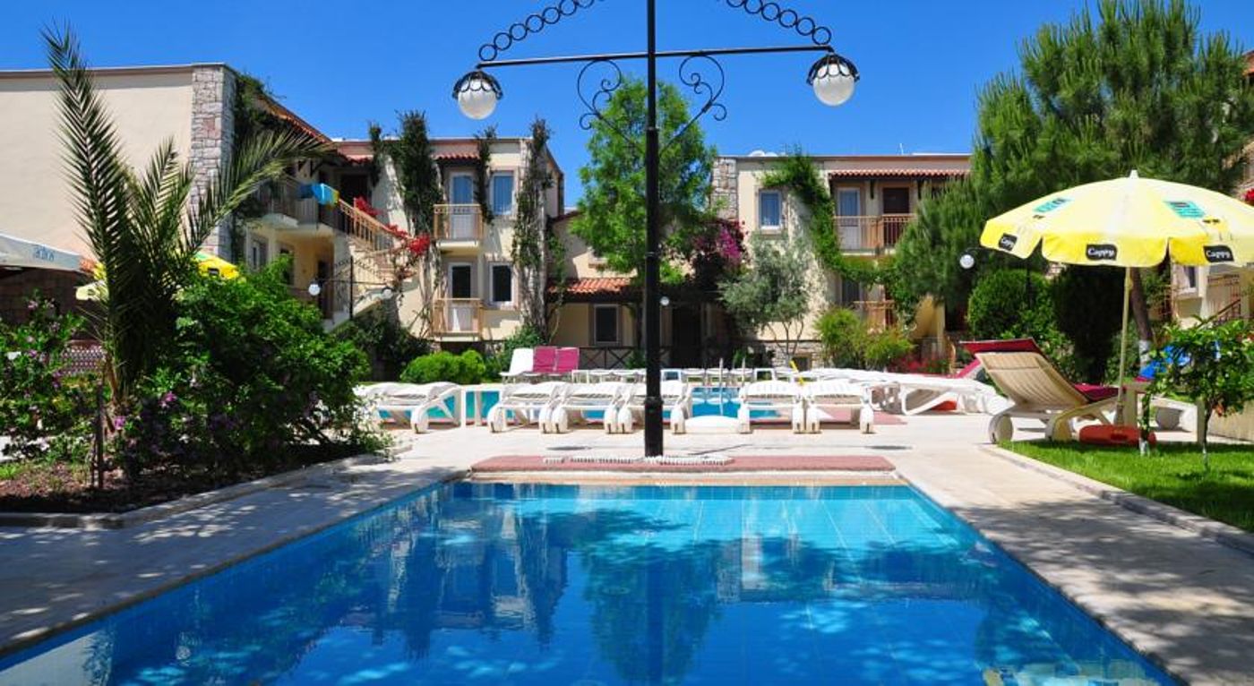 Moonshine Apartments