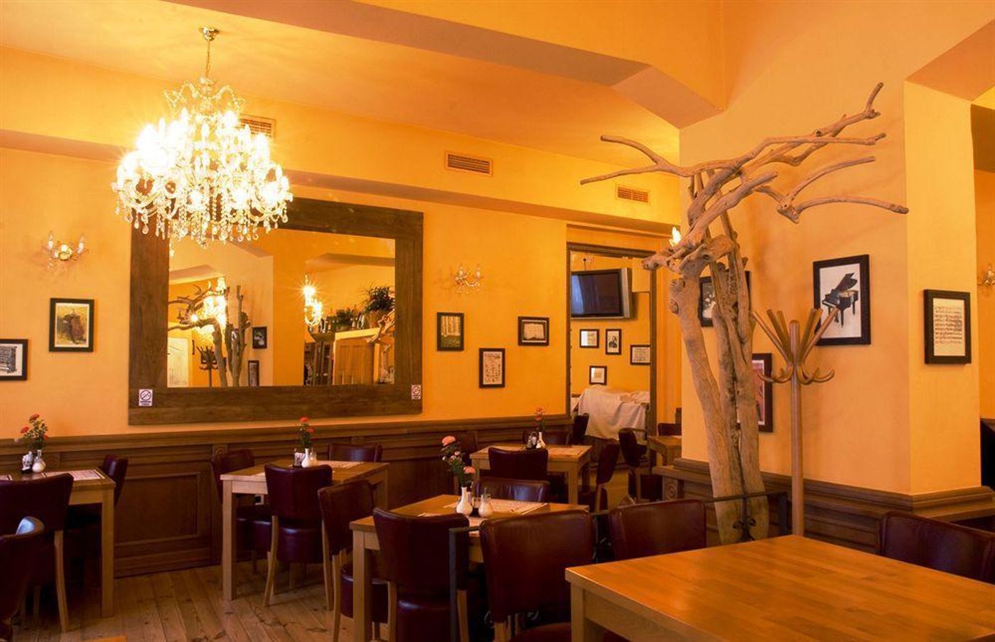 Hotel Lisinski-Croatia-ZAGREB-General view-3