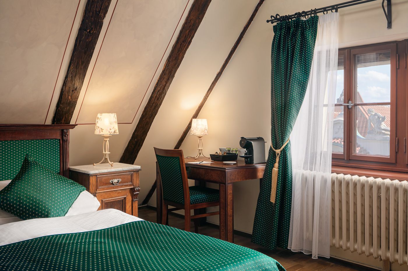 The-Charles-Hotel-Room-20