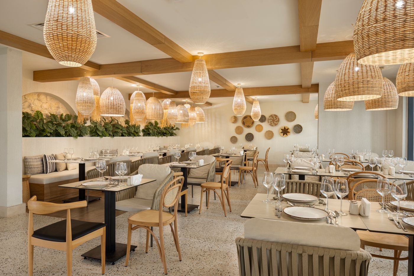 Arcanus Hotels Trendline Side