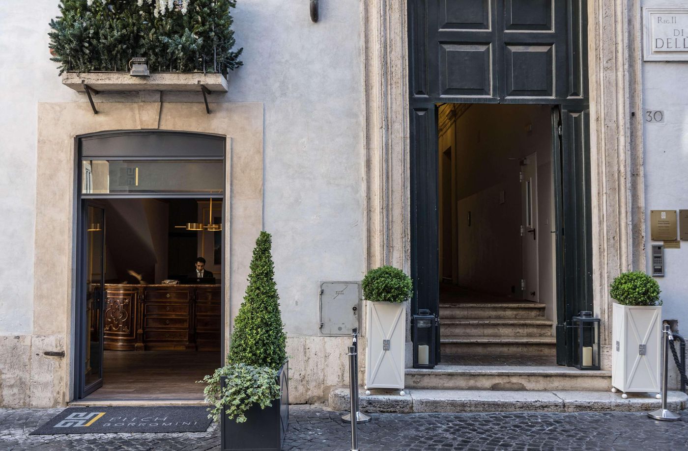 Eitch Borromini Palazzo Pamphilj-Italy-Rome-General view-5