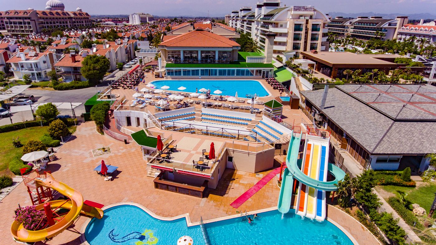 Throne-Sea-Gate-Belek-Hotel-General-view-2