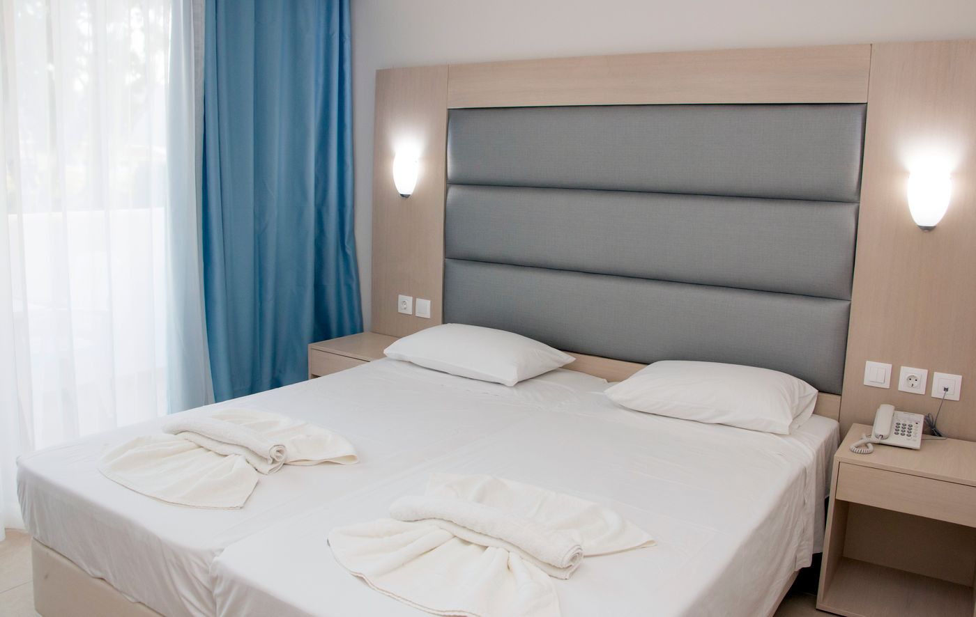 Euroxenia-Marathon-Hotel-Room-13