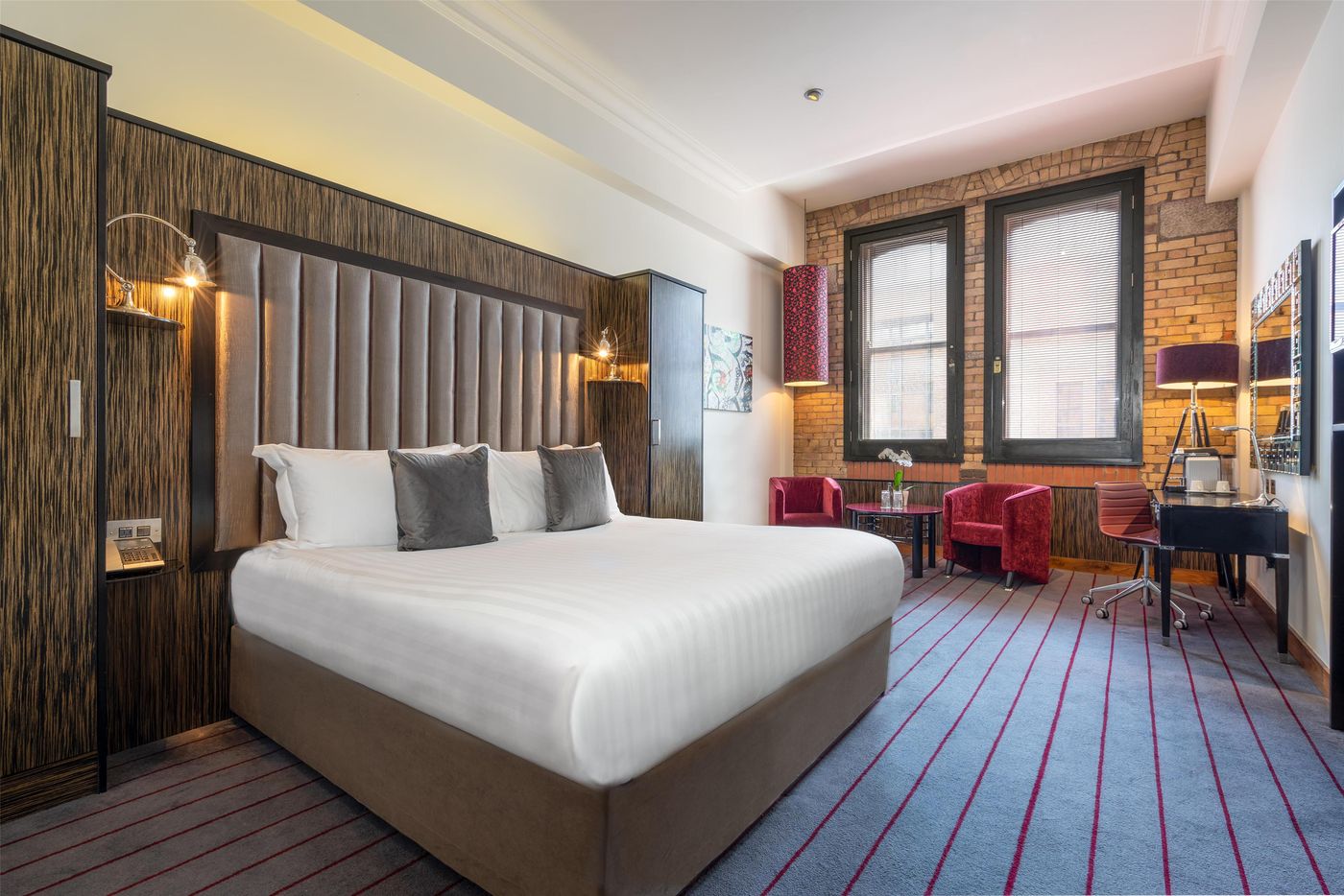 Trinity-City-Hotel-Room-18