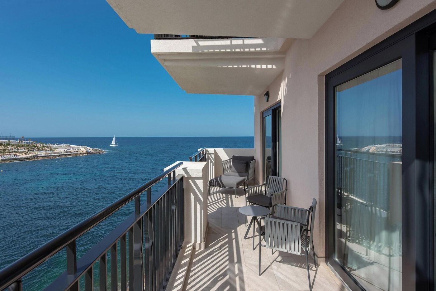 The-Westin-Dragonara-Resort-Beach-100