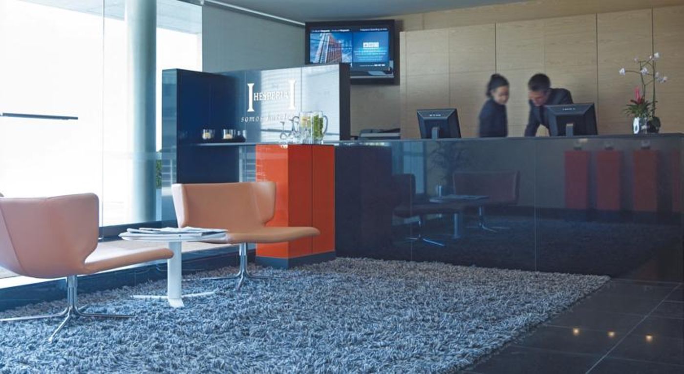 Hesperia Fira Suites-Barcelona