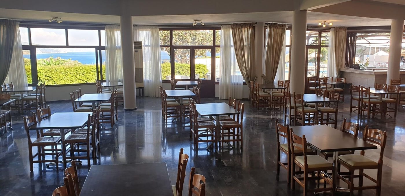 Karavados-Beach-Restaurant-46