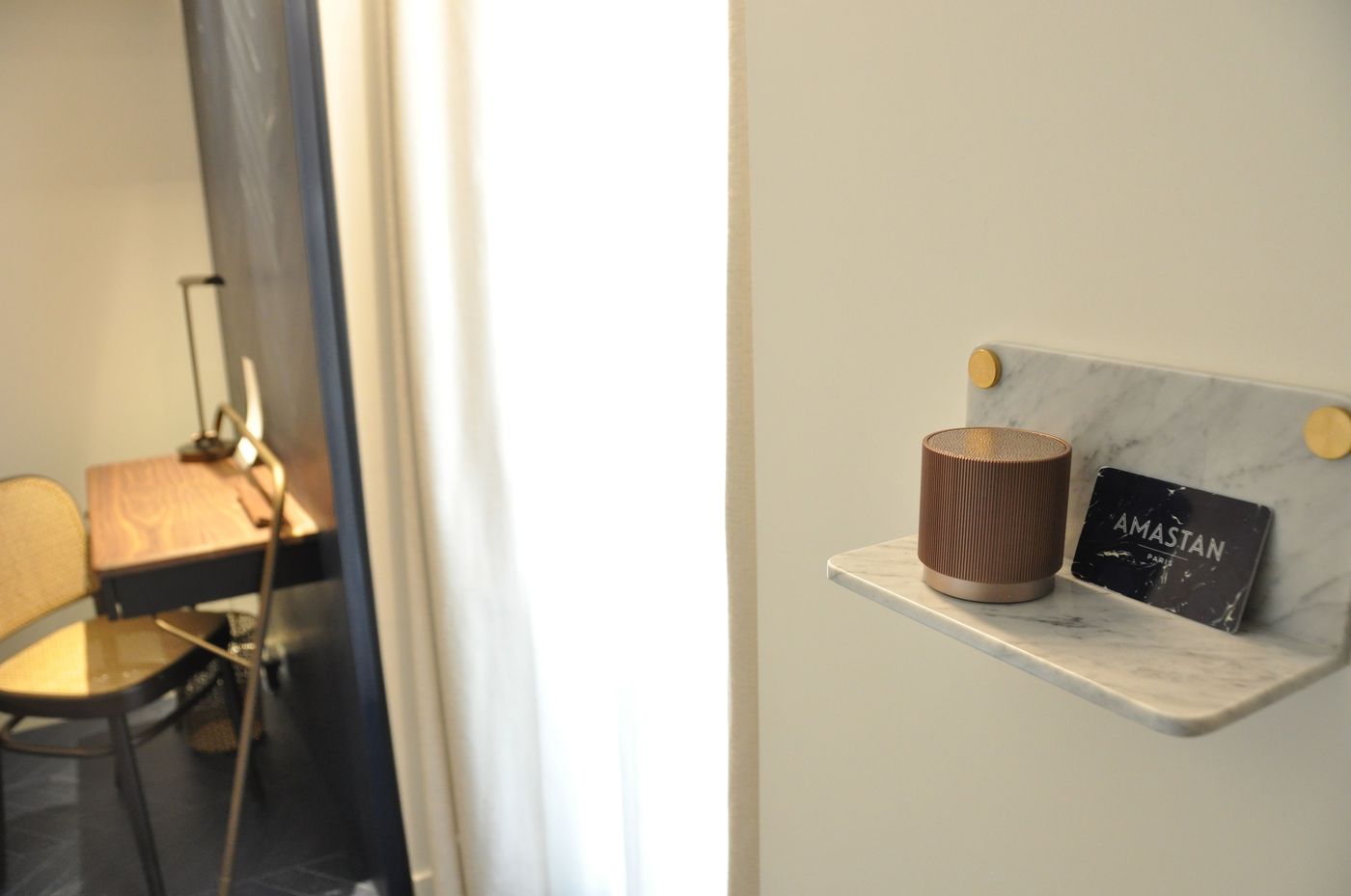 Amastan-Paris-Room-19