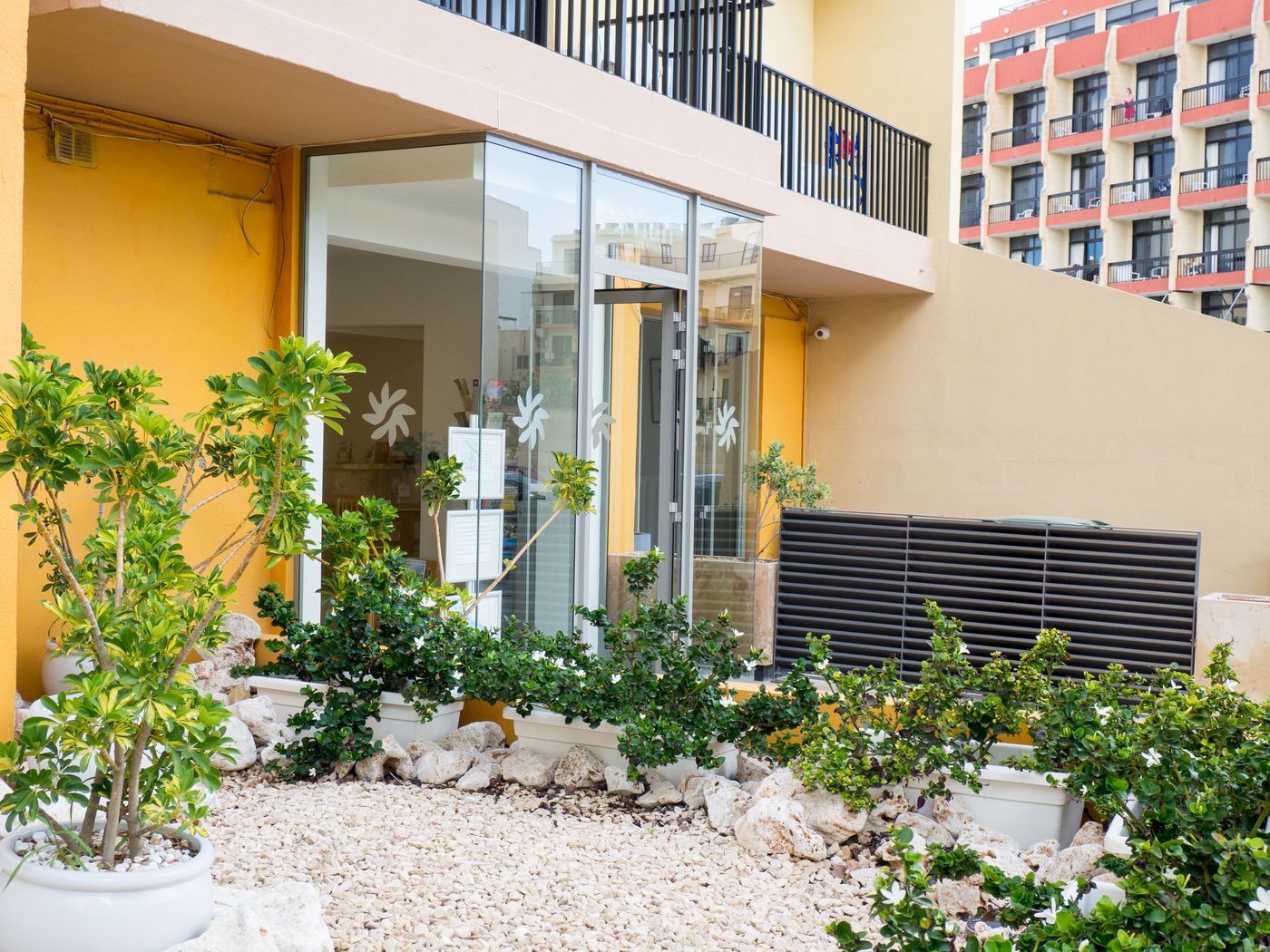 Huli-Hotel---Apartments-General-view-5