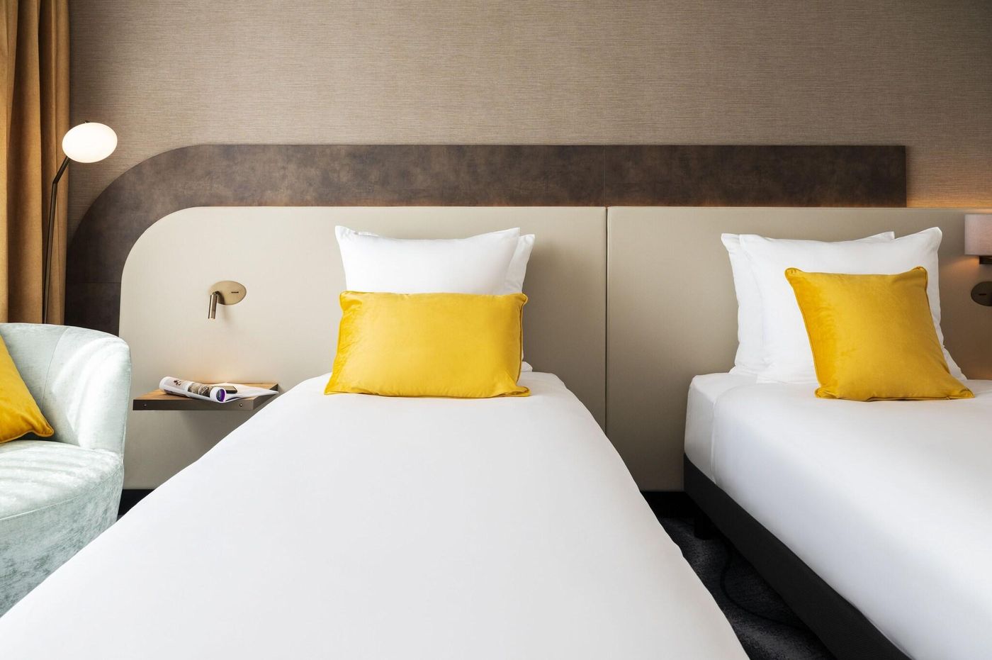 Mercure-Amsterdam-North-Station-Room-17