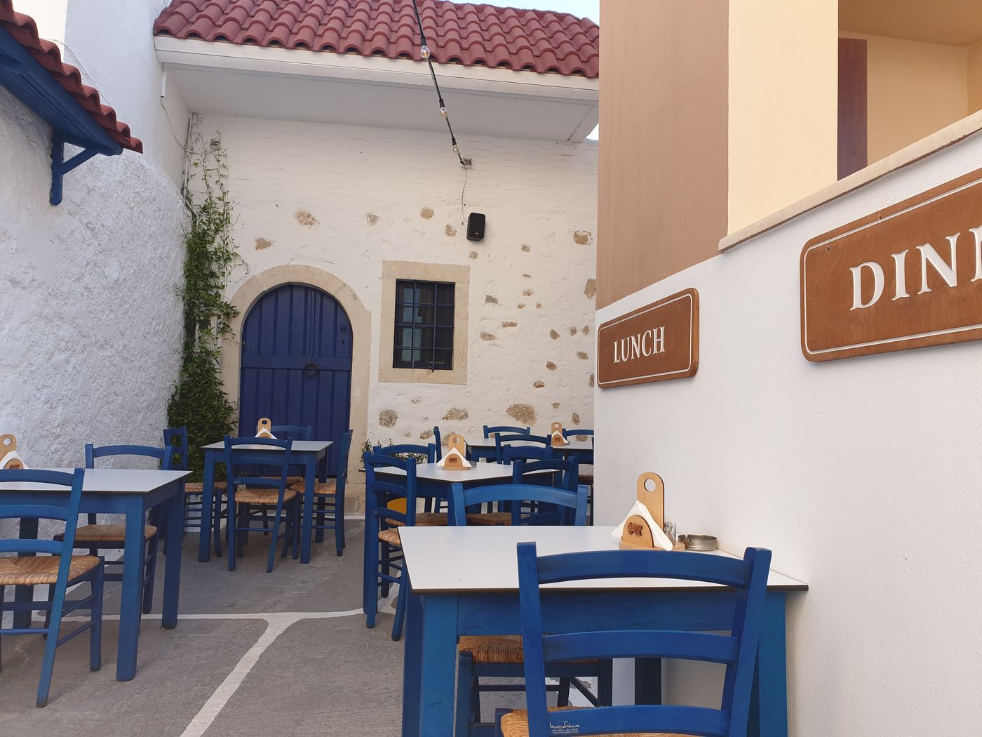 Korifi-Suites-Art-Hotel-Restaurant-14