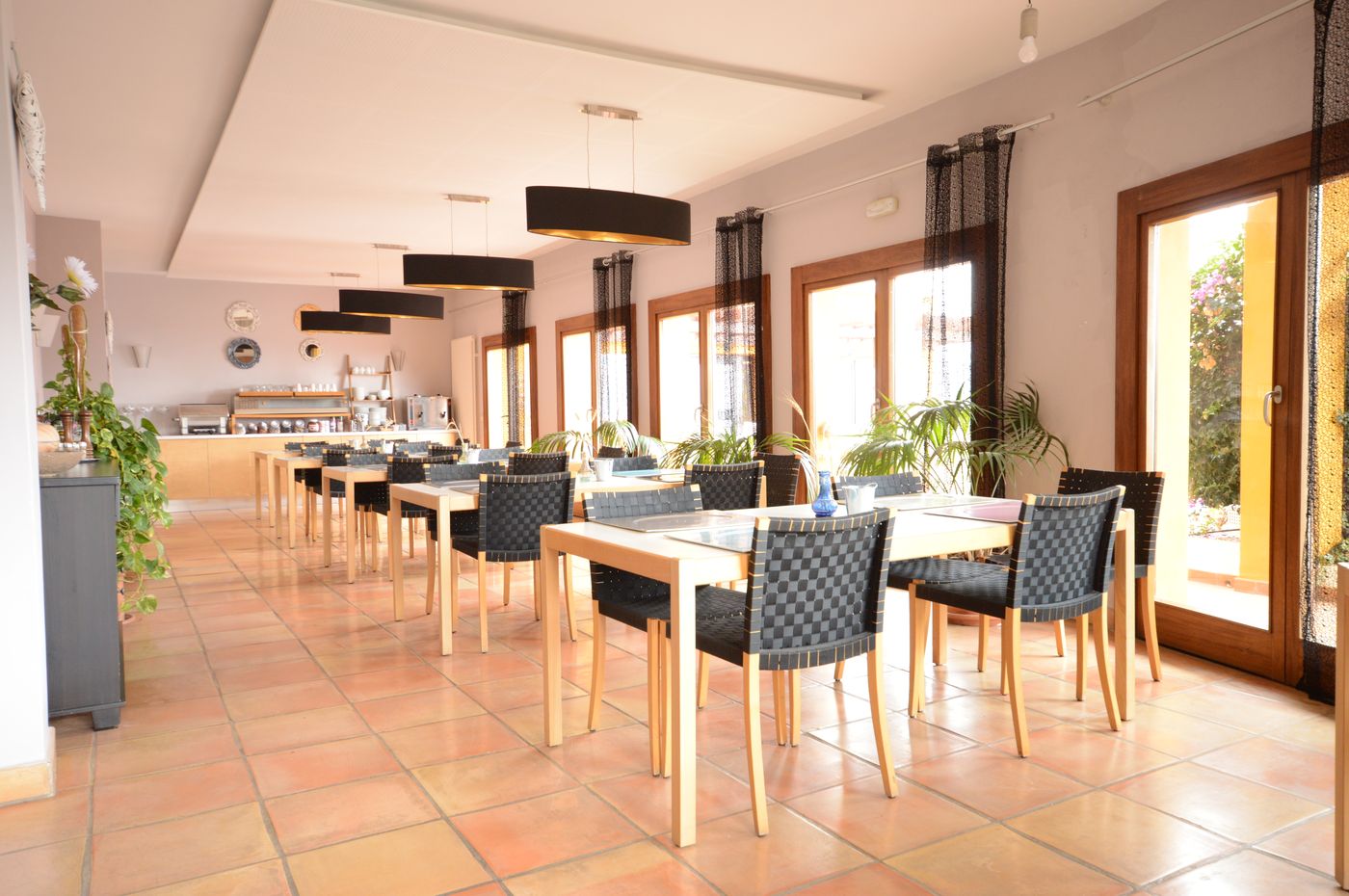 Alta-Monta----a-Bar-33