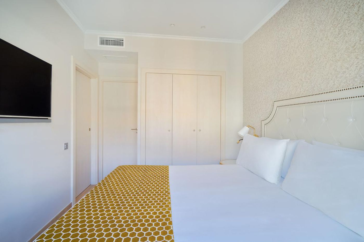 Tandem-Soho-Suites-Room-25