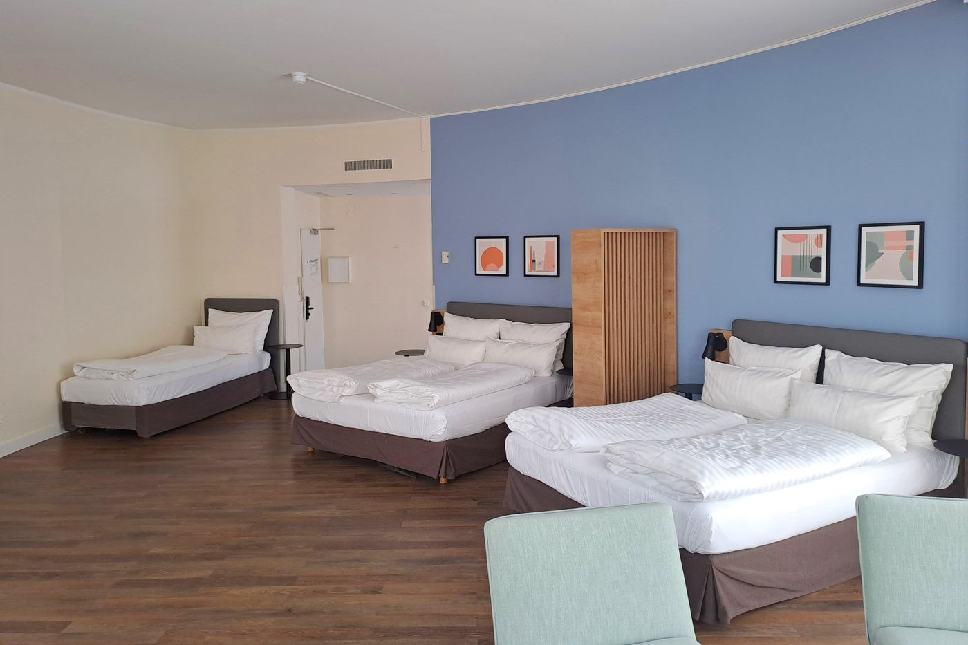 Hotel-City-B-Room-34