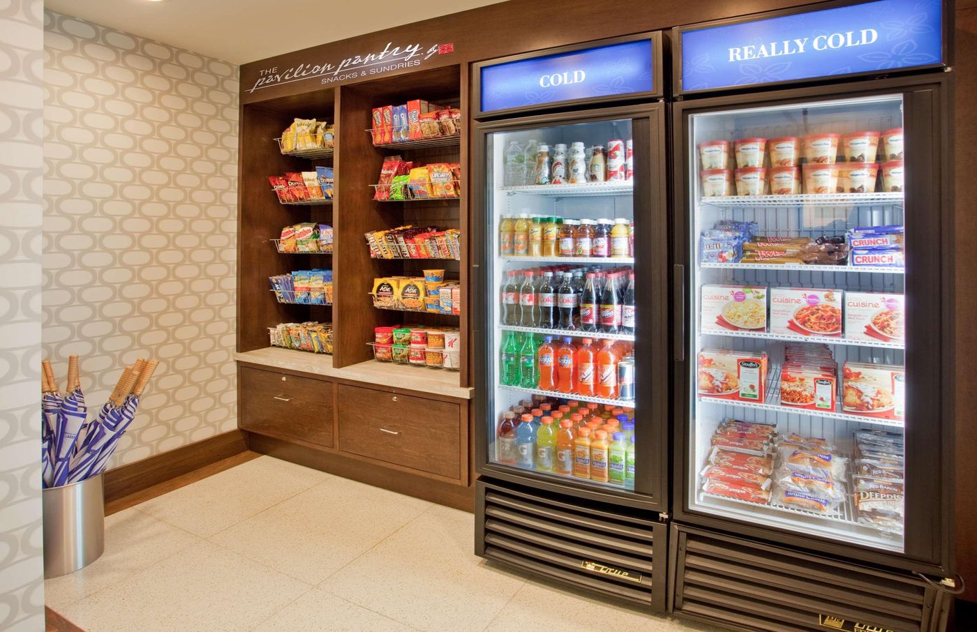 Hilton-Garden-Inn-New-York-Central-Park-South-Midt-Restaurant-27