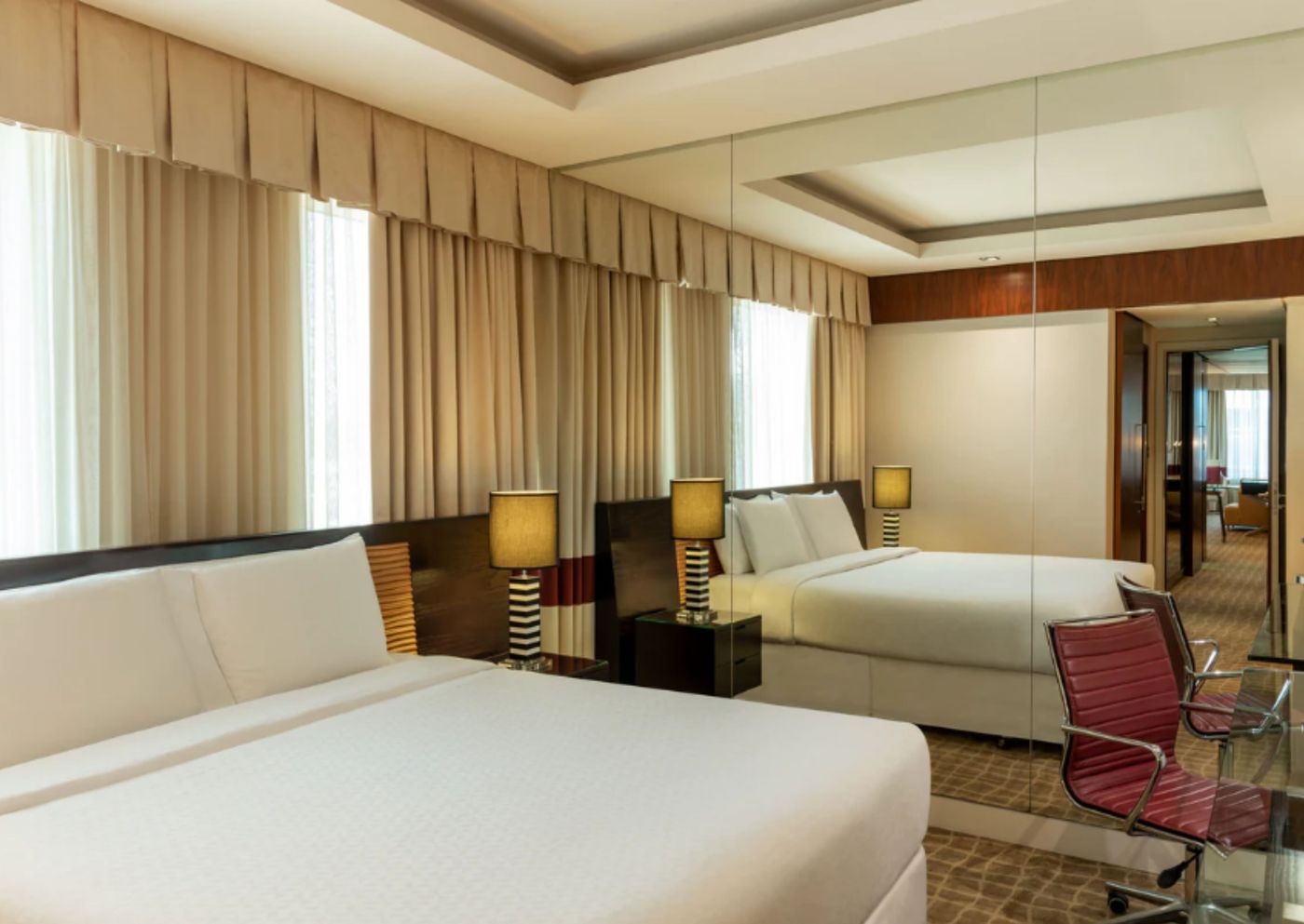 Four-Points-by-Sheraton-Downtown-Dubai-Room-13