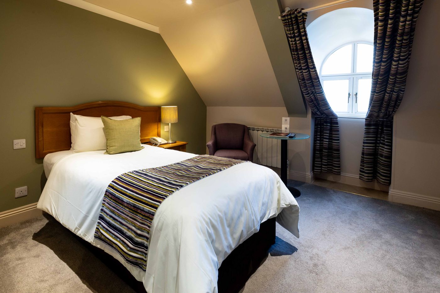 De France-United Kingdom-Saint Helier-Room-9
