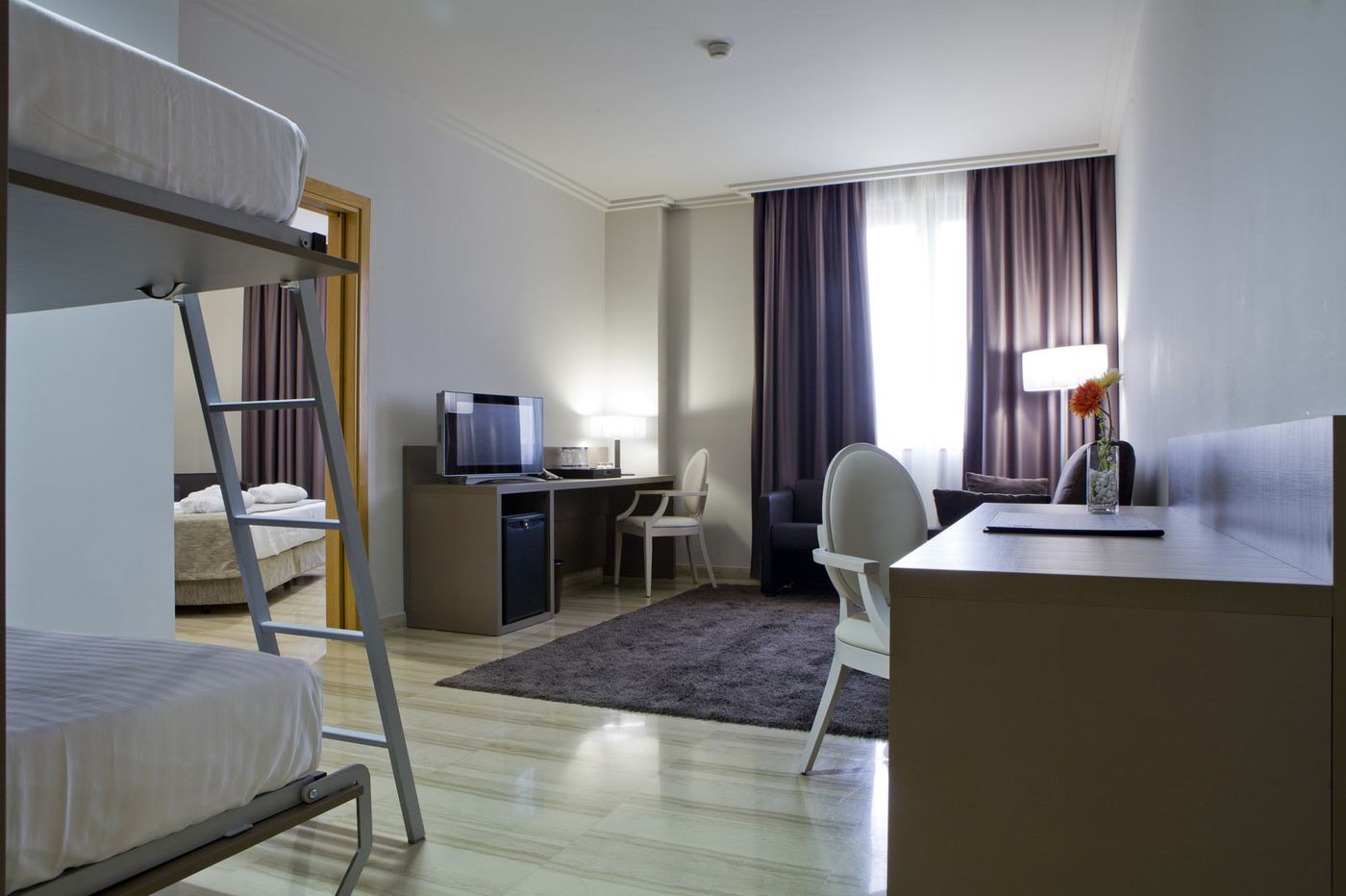 Ciutat-de-Tarragona-Room-17